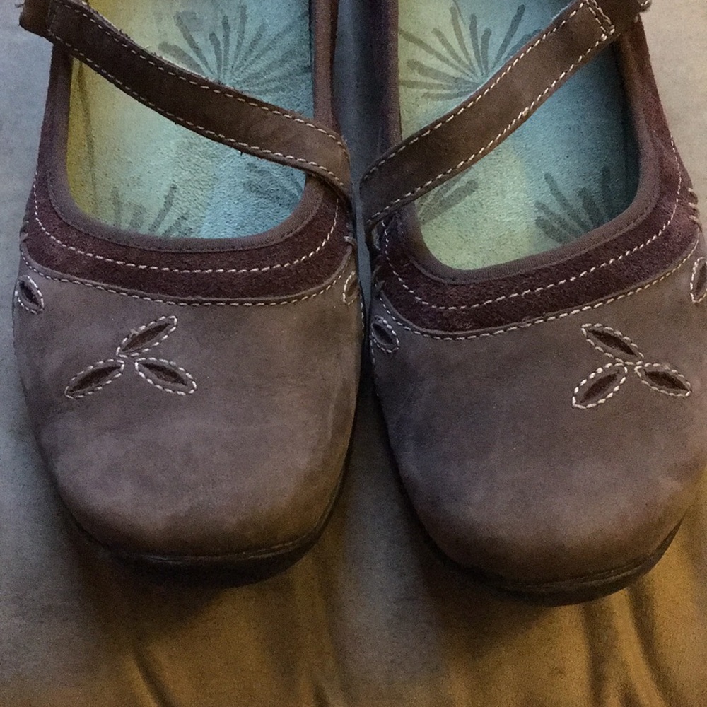 Ahnu “Gracie” Brown MaryJane Shoes Size 8 - Picture 3 of 8
